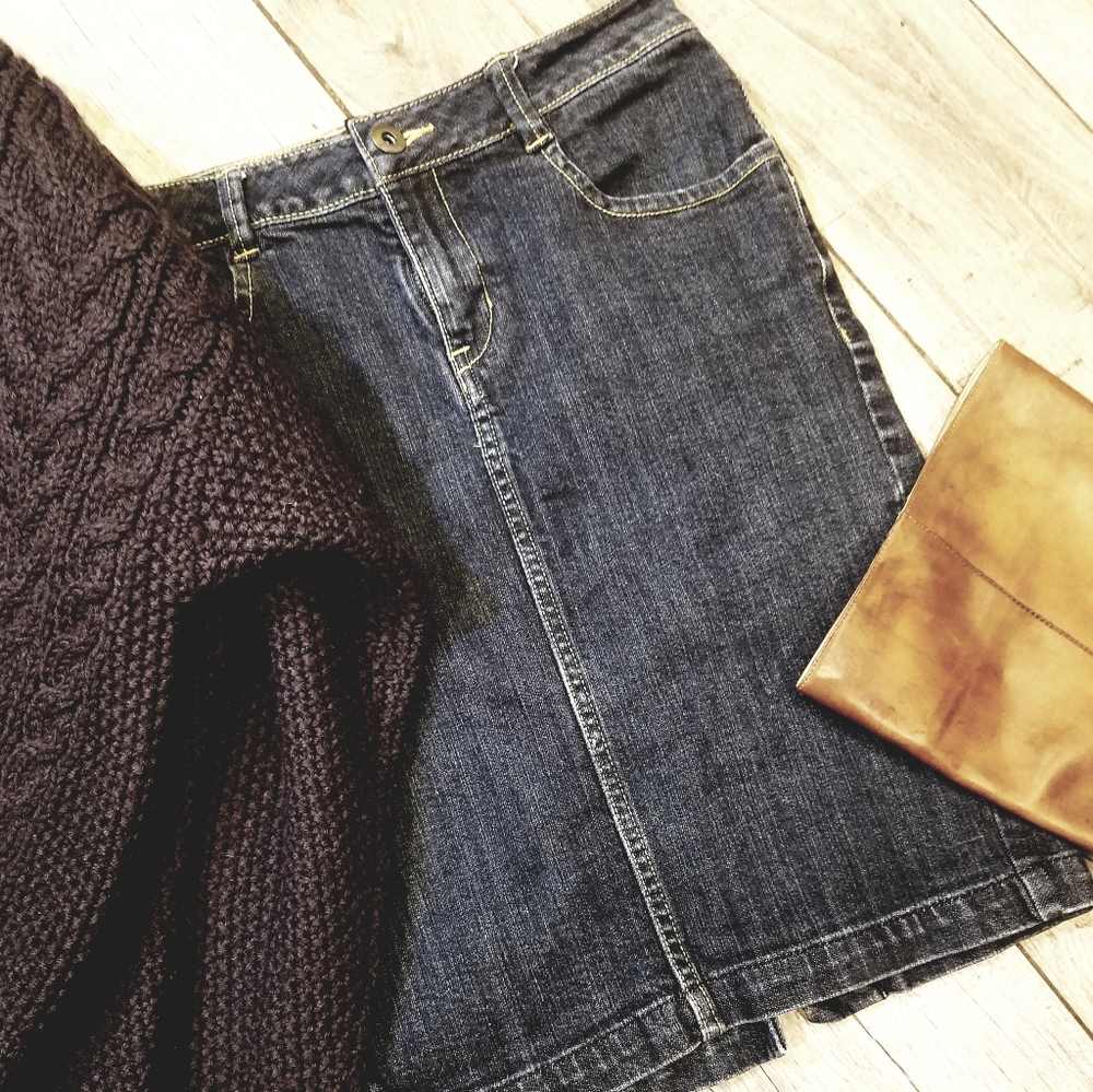 H&M denim pencil skirt sz 2